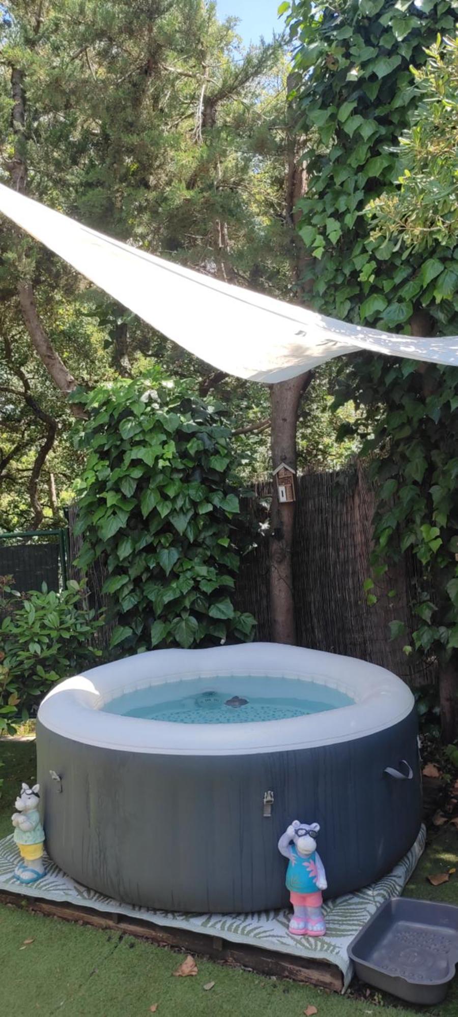 Joli Studio Climatise Avec Jacuzzi Prive Et Entree Independante Fréjus Exterior foto